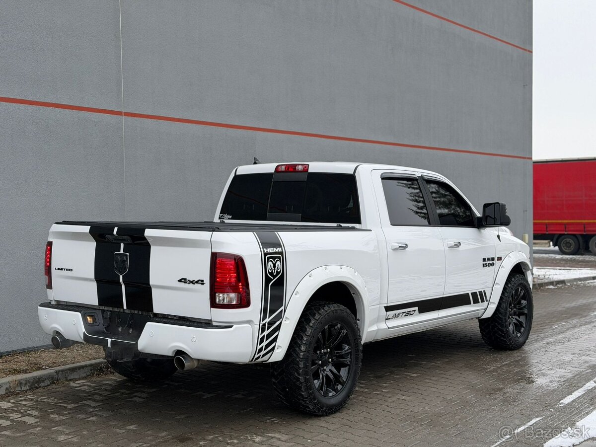 2015 Dodge RAM 1500 Limited 4x4 5.7 Hemi - 4