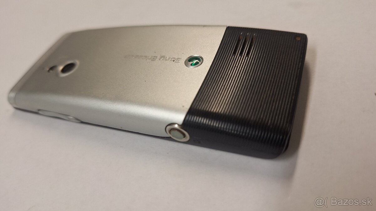 Sony ericsson J10i2 - 4