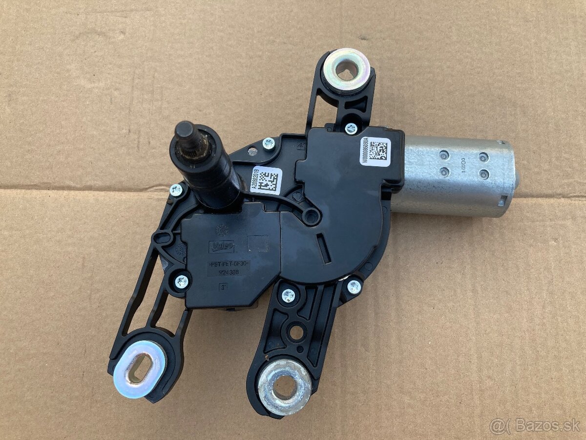 Mot. zadného stierača - 4