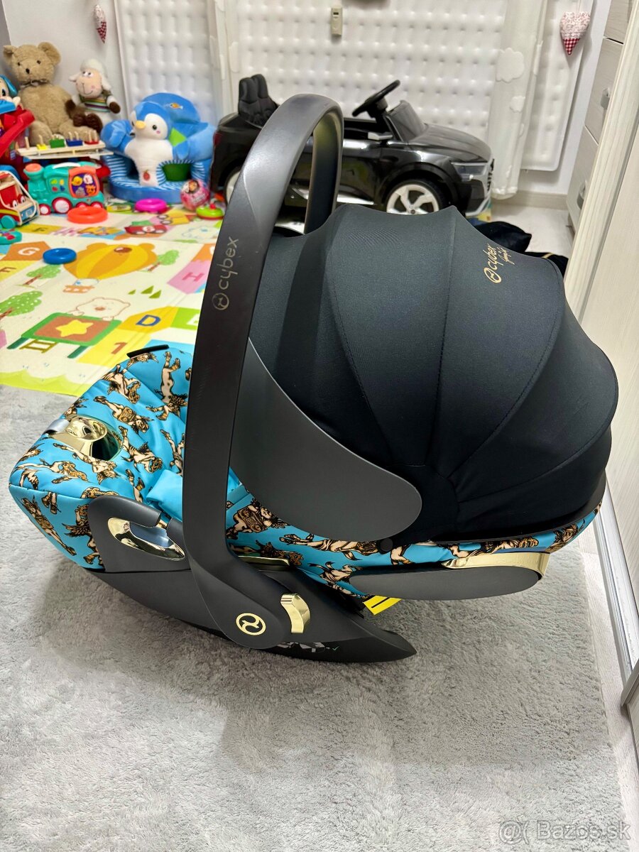 Cybex by Jeremy Scott Blue Cherub + ISOfix + adaptéry - 4