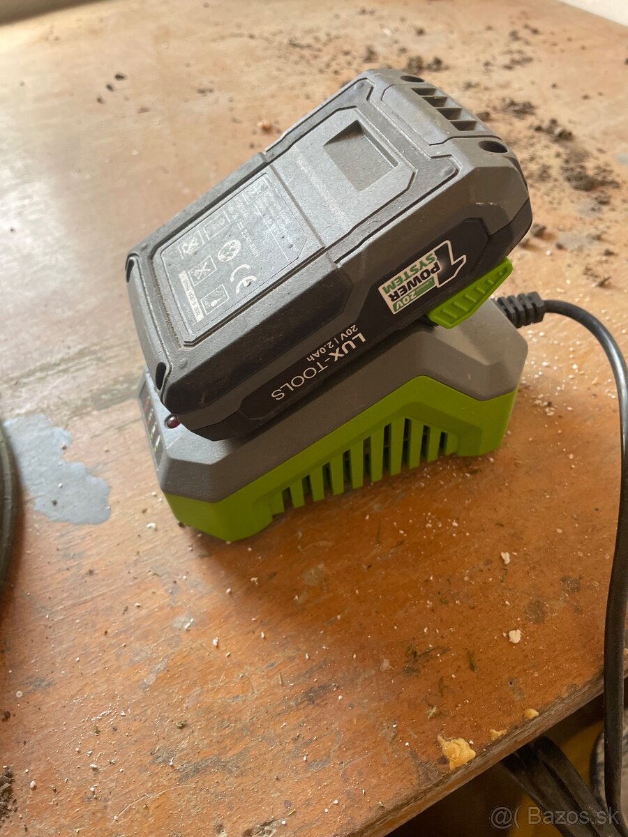 Vyžínač Aku LUX tools - 4