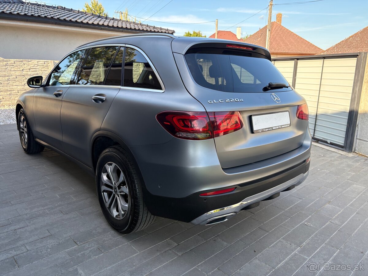Mercedes Benz GLC 220d 4MATIC - 4