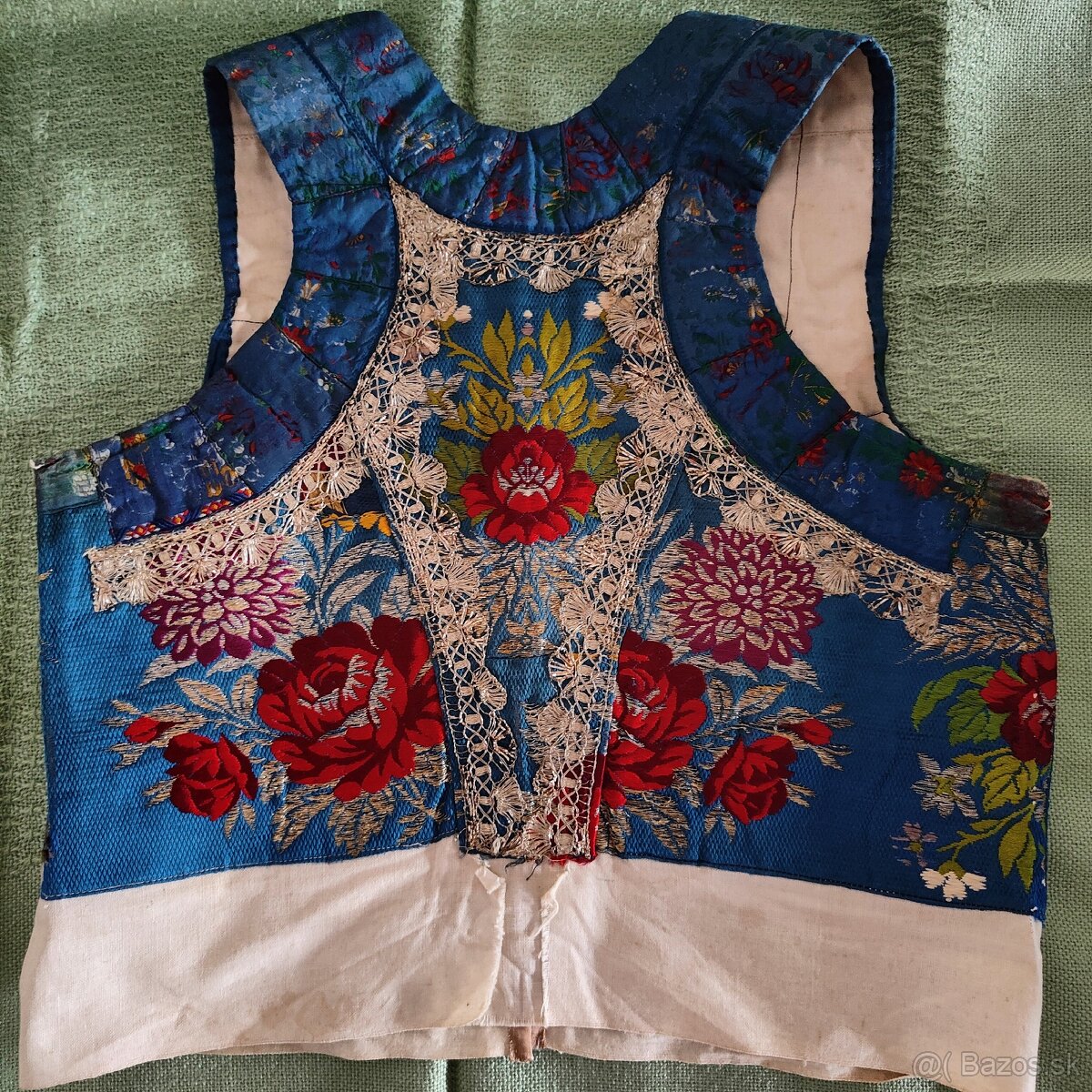 Starý kroj Piešťany - prucel - 4