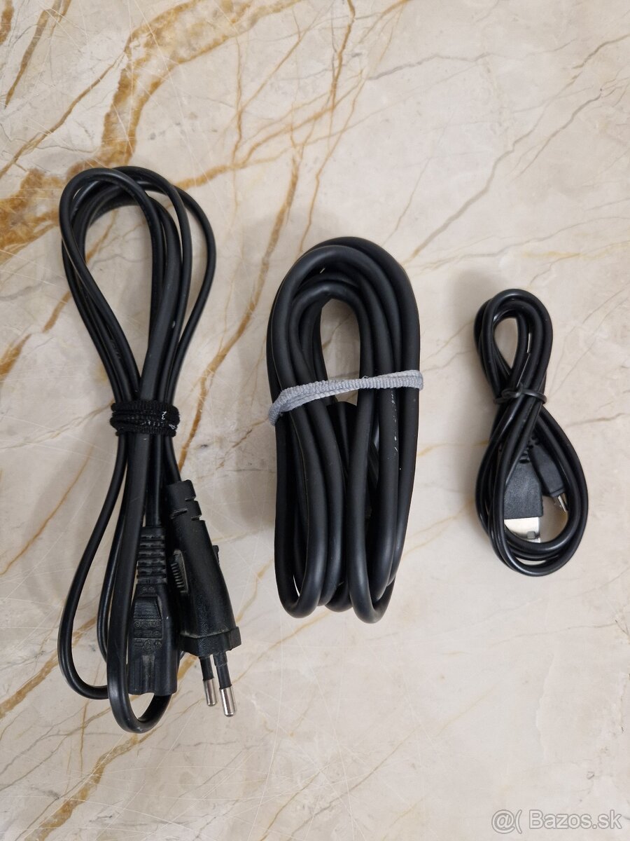 PlayStation 4 Fat 500GB čierna herná konzola - 4