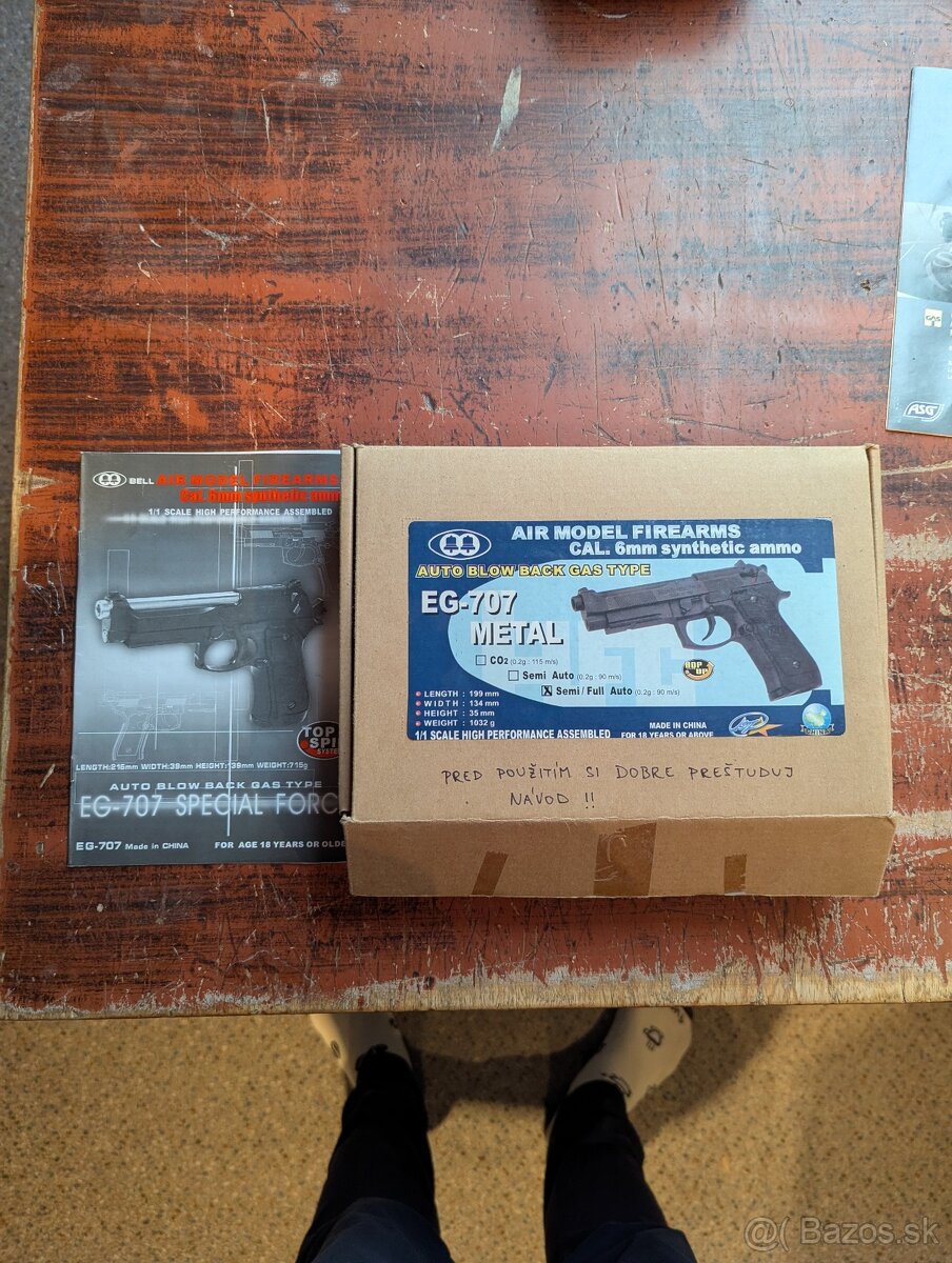 Airsoft set – 2× pištoľ, výbava, BB guličky - 4