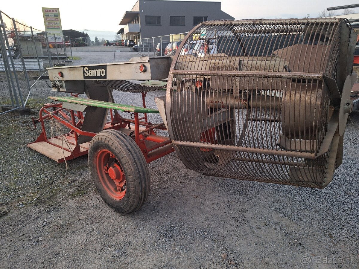 Zemiakový kombajn vyoravač zemiakov samro - 4