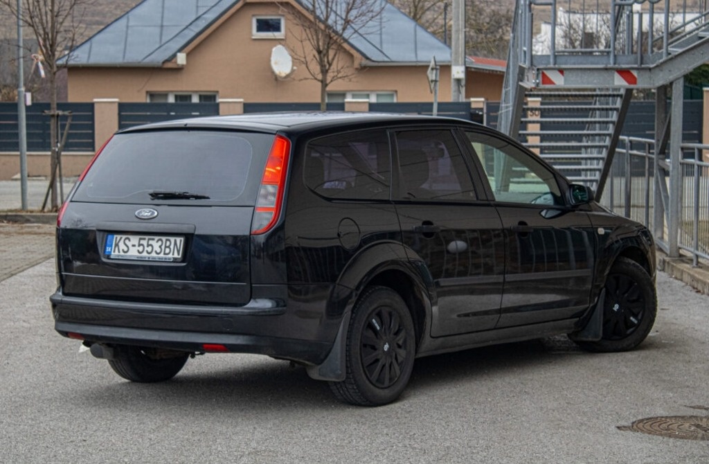 Ford Focus Kombi 1.6 VCT Trend - 1.majiteľ - 4