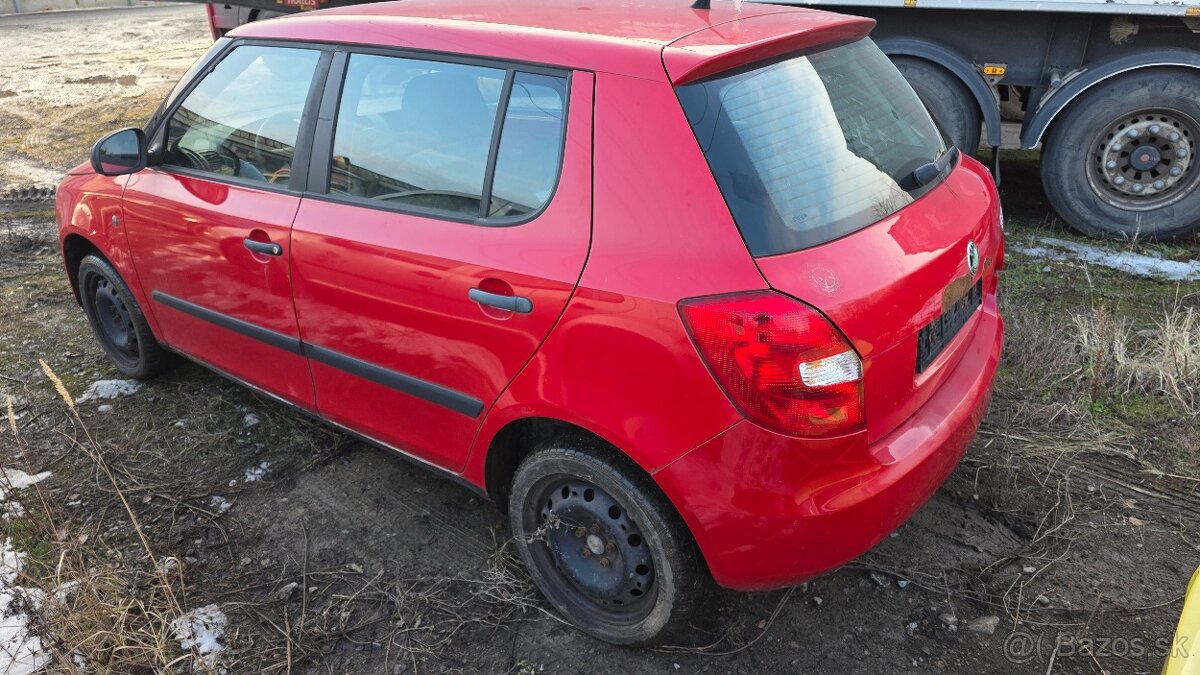 ŠKODA FABIA II 1.2i - 4