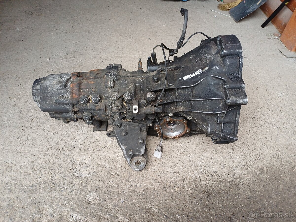 Rozpredám Škoda Superb 1 - 4