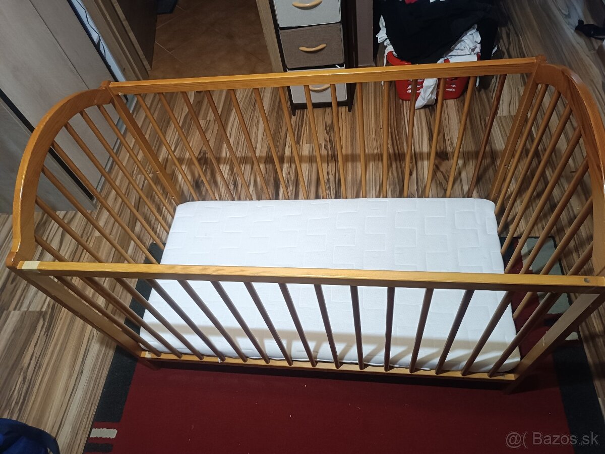 Drevená detská postielka - 4