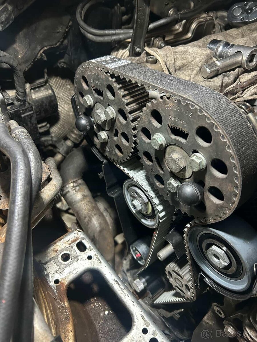 Volkswagen Touran 2.0 TDI 100kw - 4