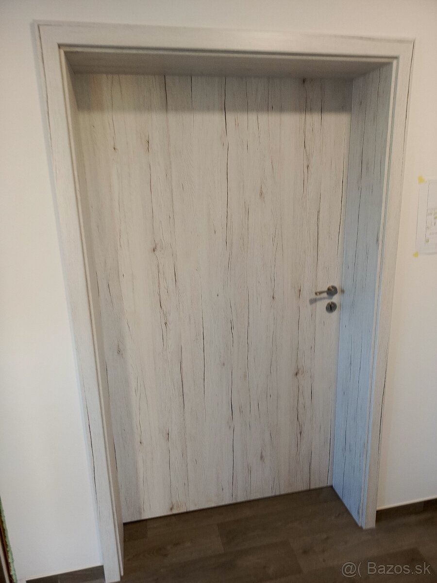 Interiérové dvere, parkety - 4