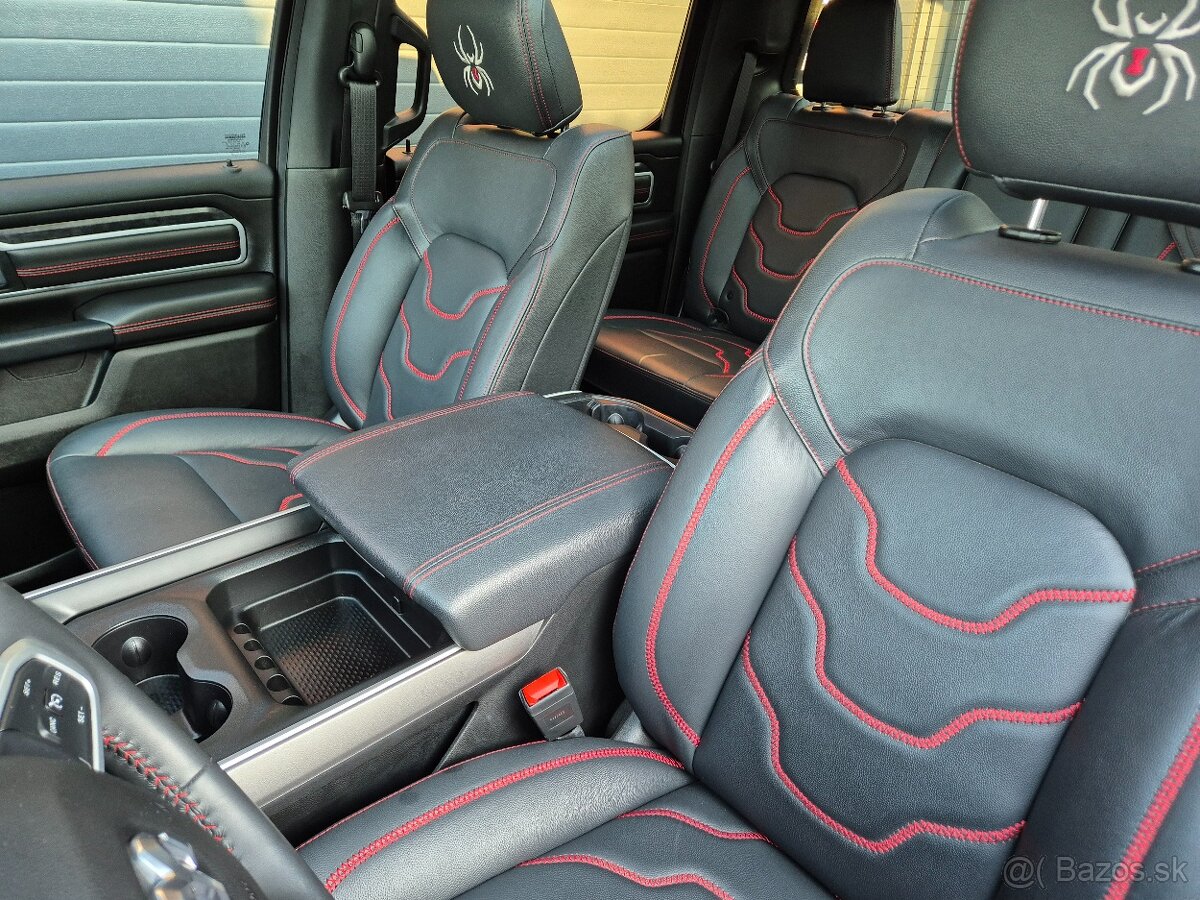 DODGE RAM 1500 5,7 HEMI BLACK WIDOW 16000km
