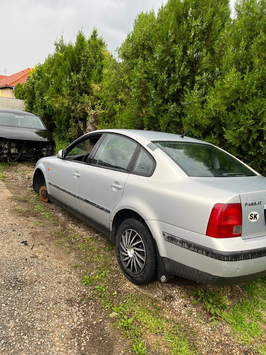 Rozpredám na diely VW Passat B5 1.9 TDI 81 kw 5 st manuál - 4