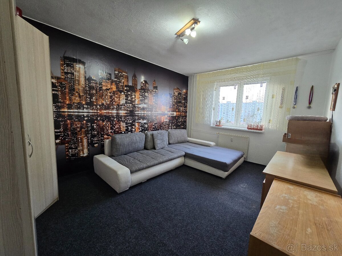 Predám 3 izbový byt v Poprade , ul. Novomeského - 4