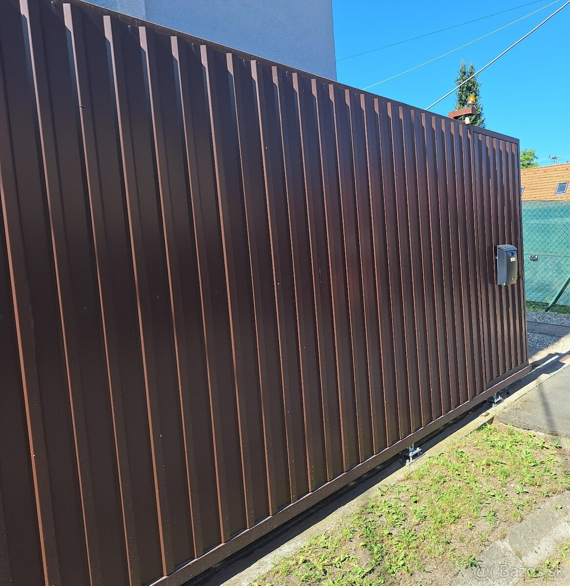 Exkluzívne ponúkame na predaj dva rodinné dom v Môťovej - 4