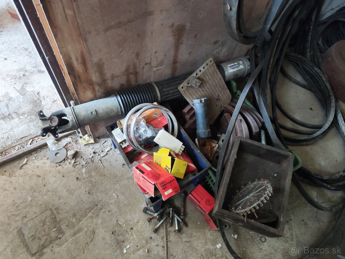 Náhradné diely - 4