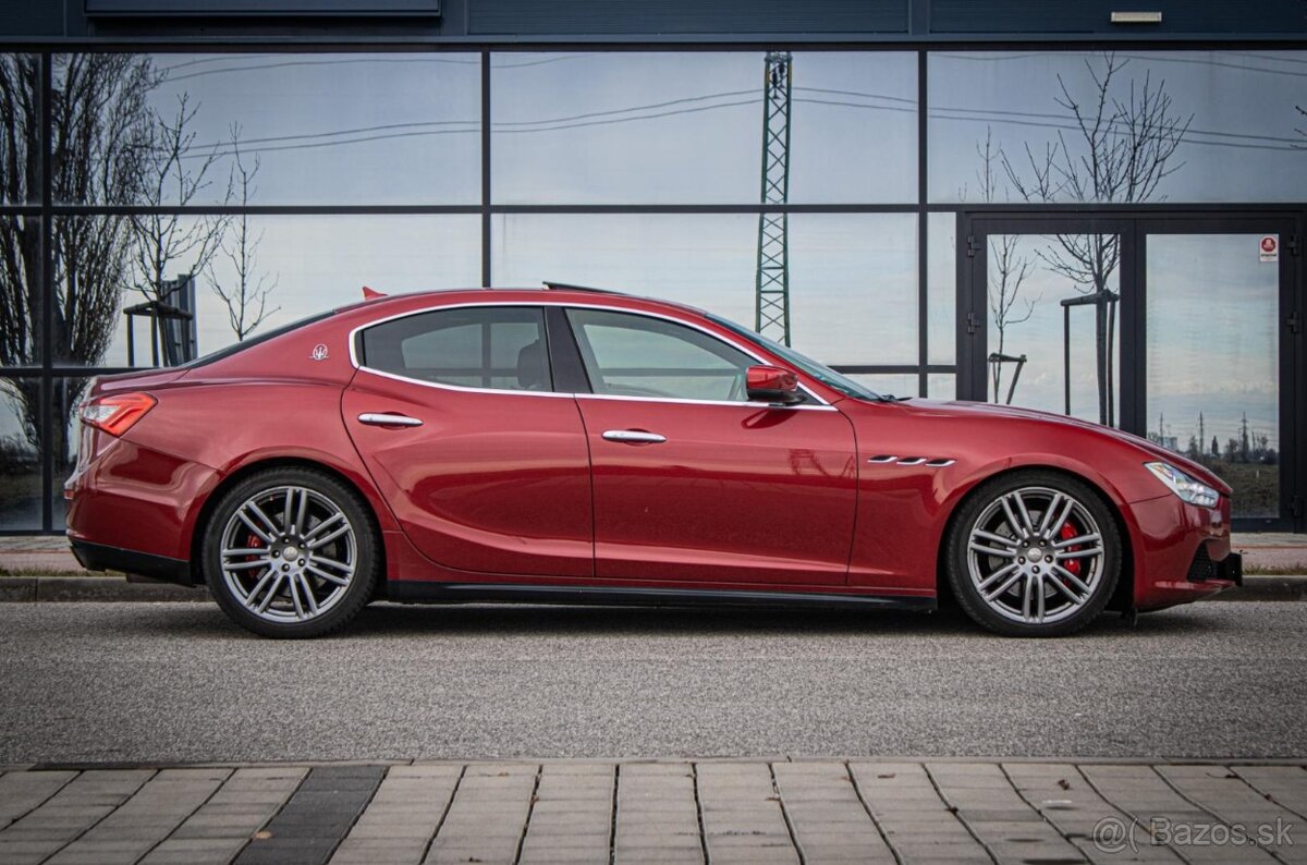 Maserati Ghibli S Q4, 302kW - 4