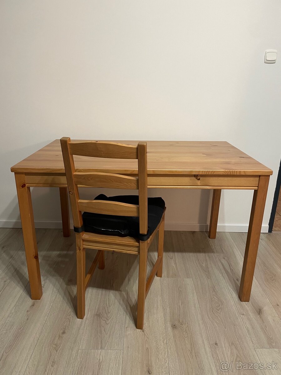 Jedálenský set - 4