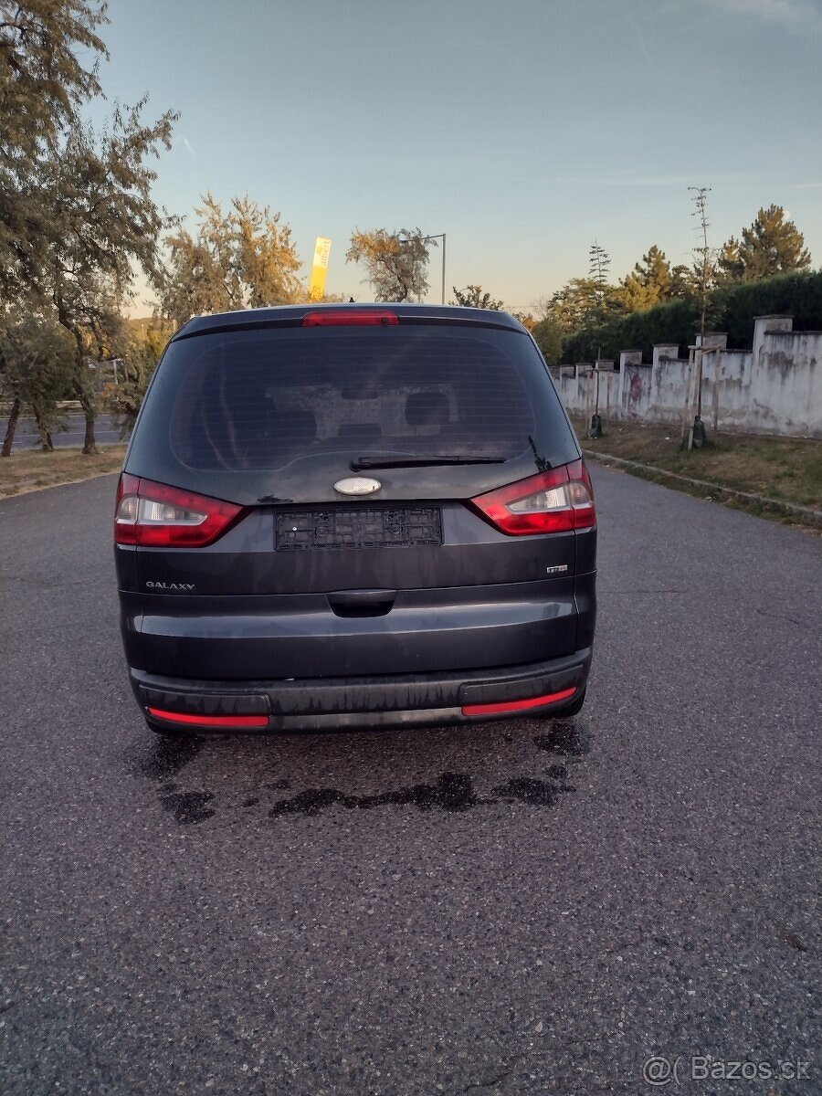 Predám ford galaxy - 4