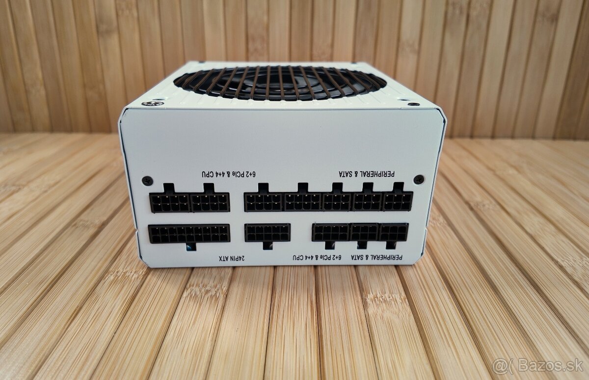 Predám Corsair RMx Series RM850x 850W CP-9020188-EU - 4