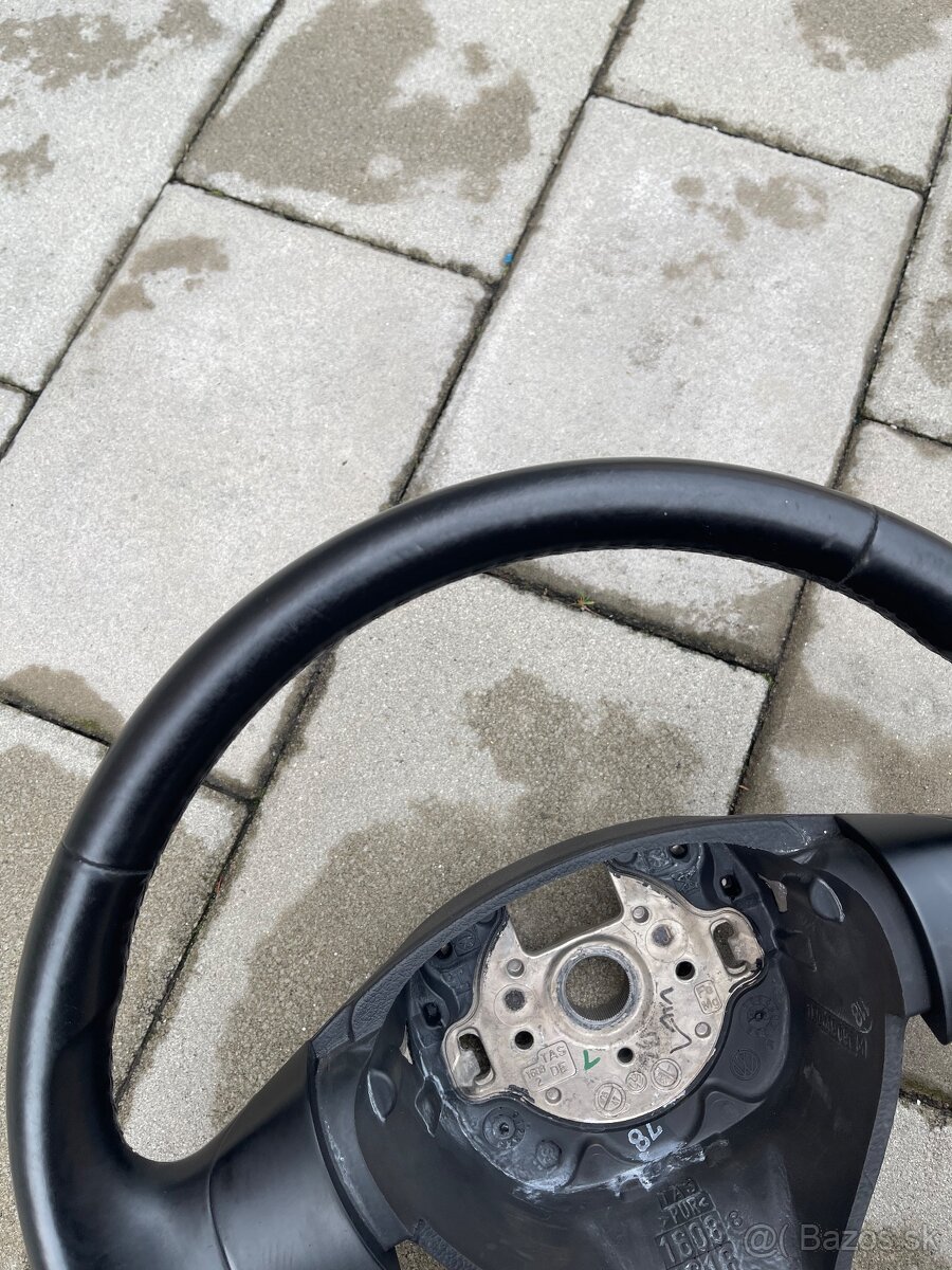 Trojramenny volant VW Passat,Golf,Touran - 4