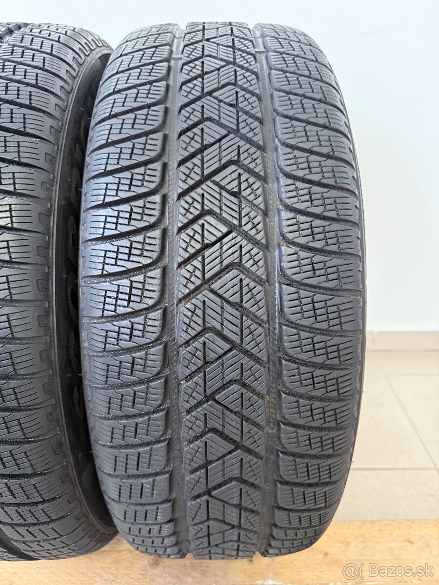 Zimné pneumatiky 235/55/19 Pirelli Scorpion Winter MO - 4