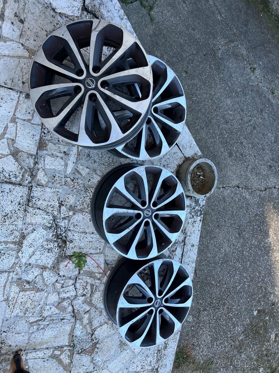 Predám originálne alu disky Nissan 18" - 4