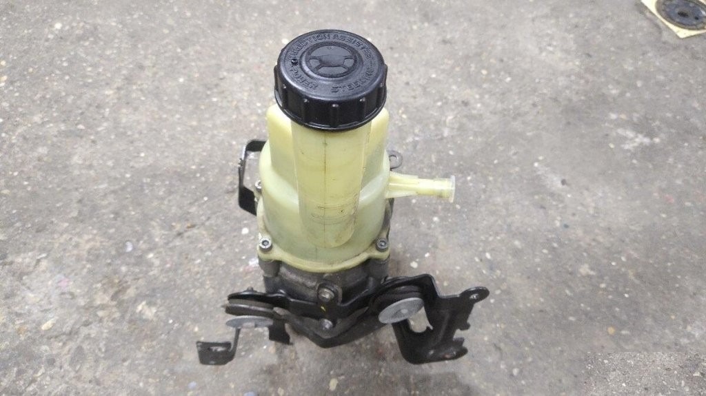 Proace Spacetourer Traveller Jumpy Vivaro - Servo čerpadlo - 4