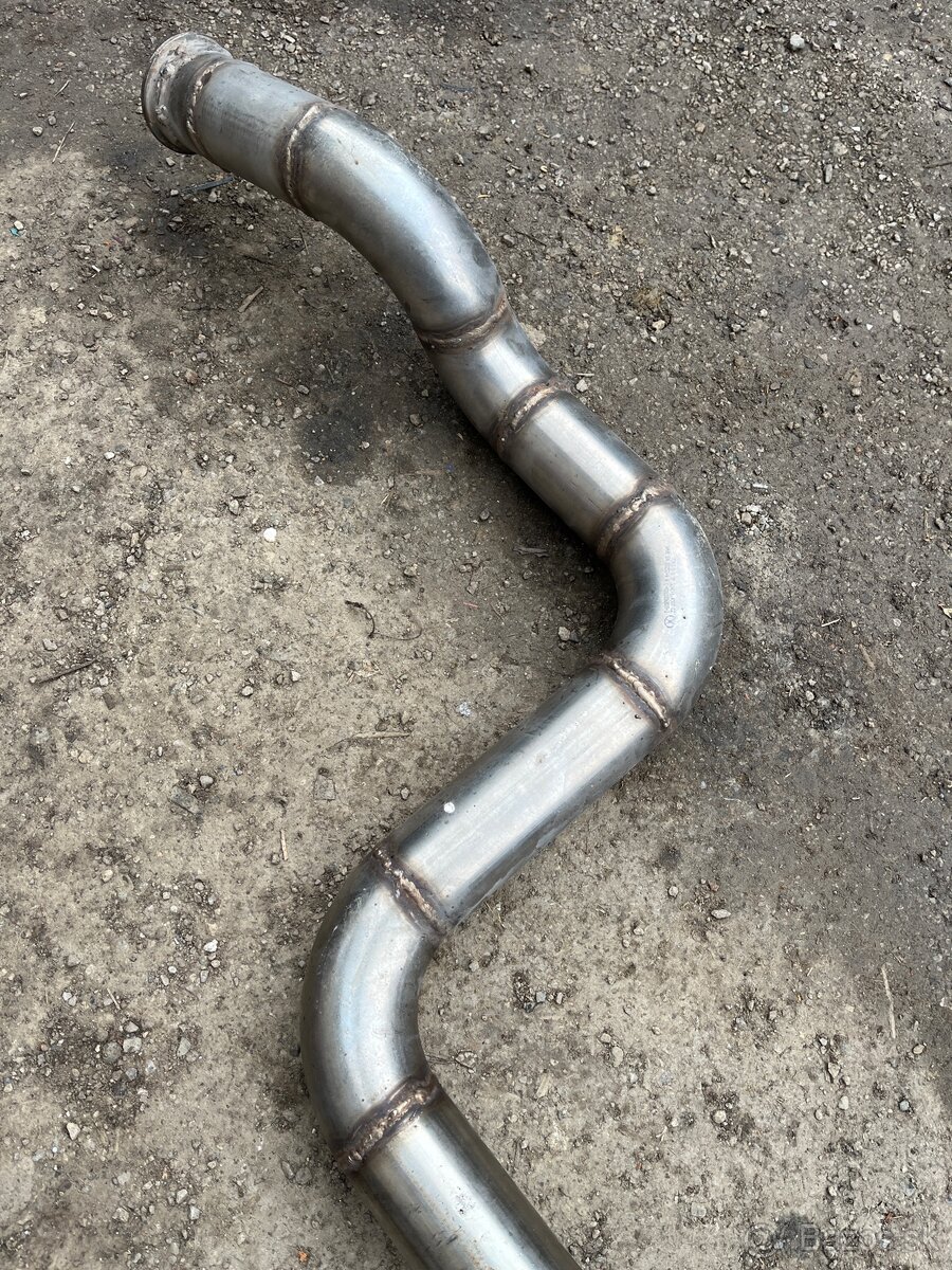 Vyfuk Golf 4 nerez 70 mm - 4