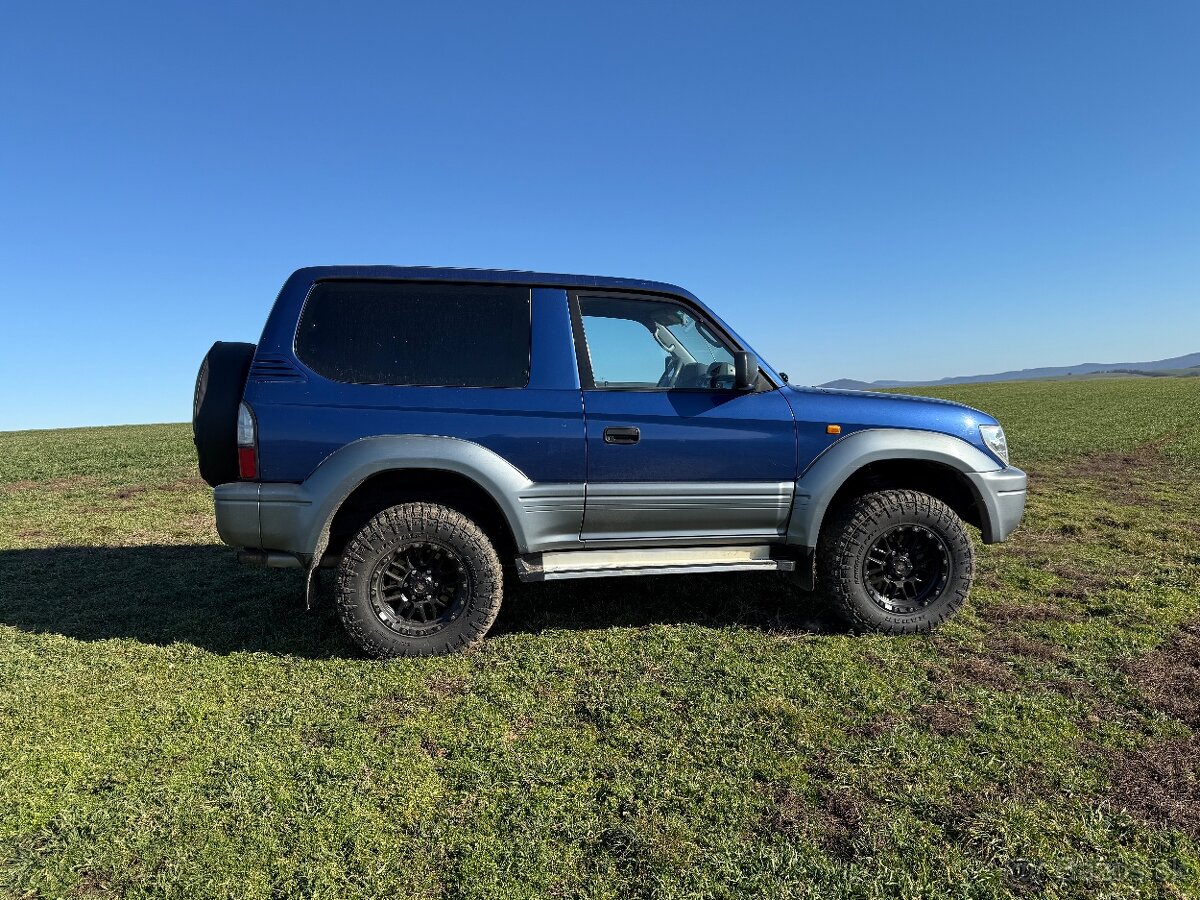 Toyota Land Cruiser 90