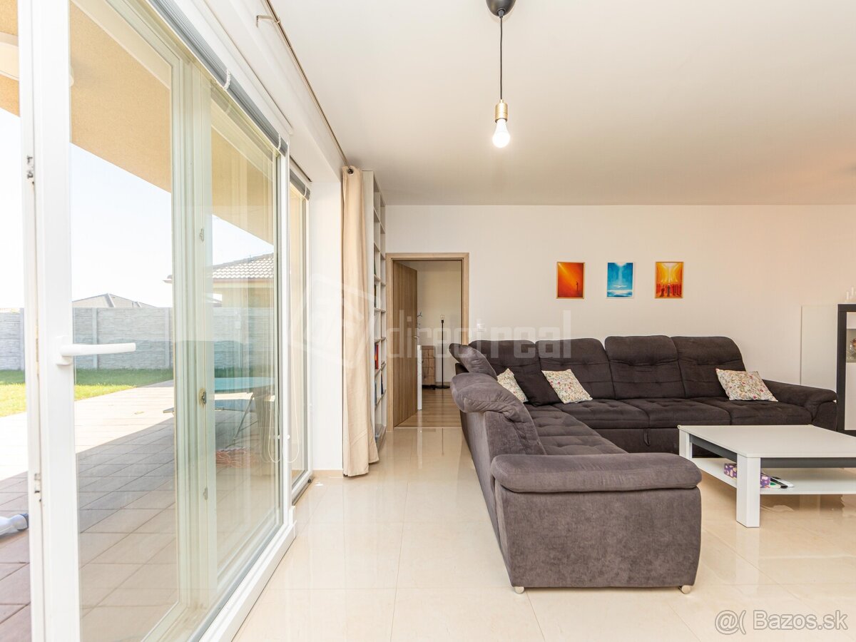 Komfortné bývanie pri Bratislave – samostatný 4-izbo… - 4