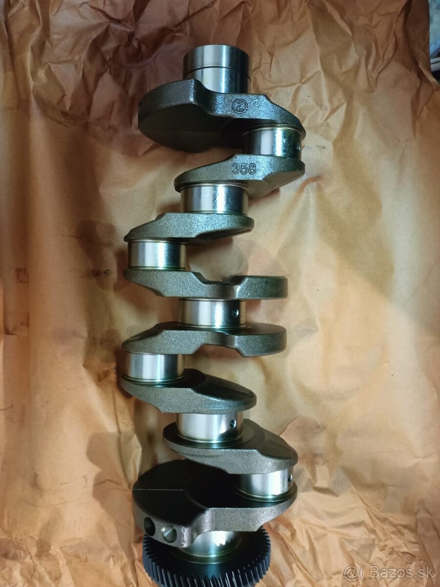 MERCEDES 2.2 CDI OM651 Kluková hríaděl NOVÁ - 4