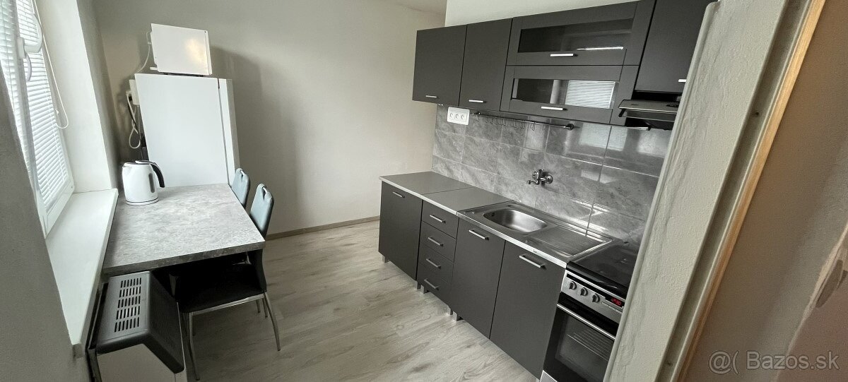 Prenájom 1,5 izb .bytu v Sučanoch - 4