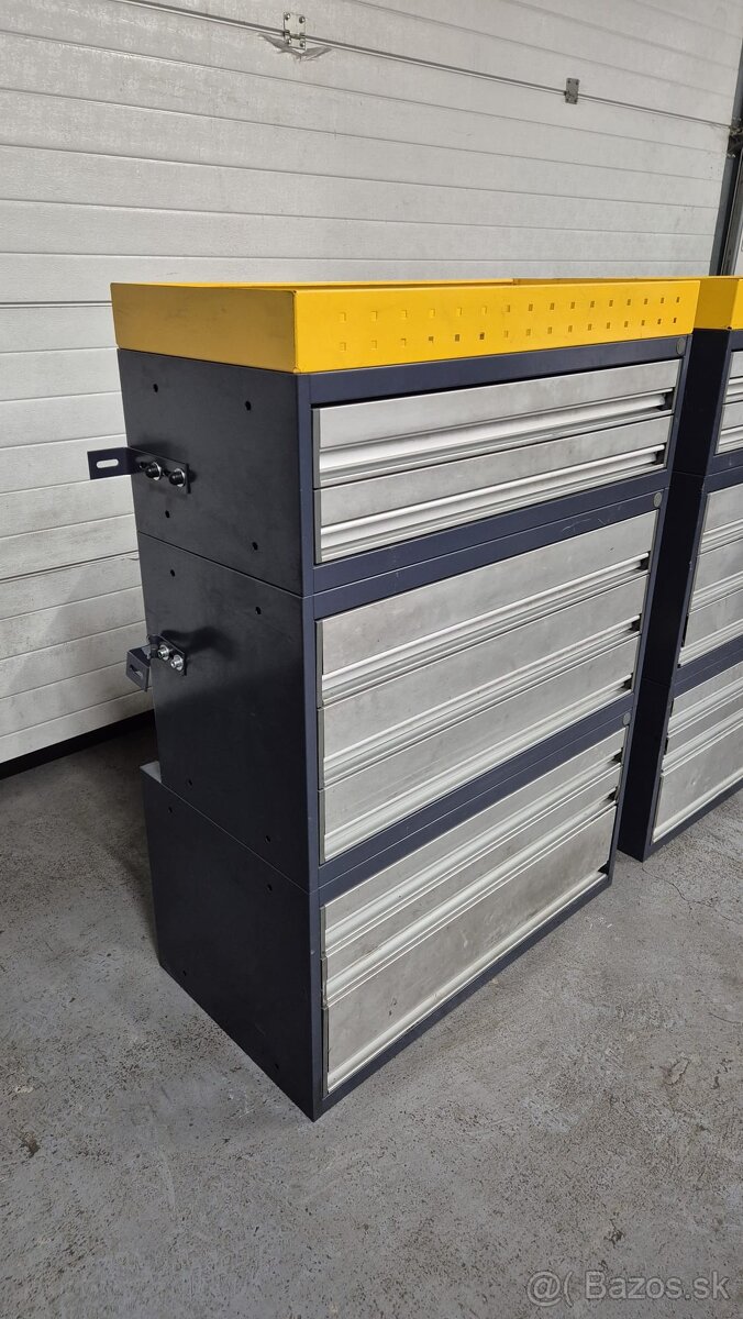 Vybavenie do auta...autoregále - 4