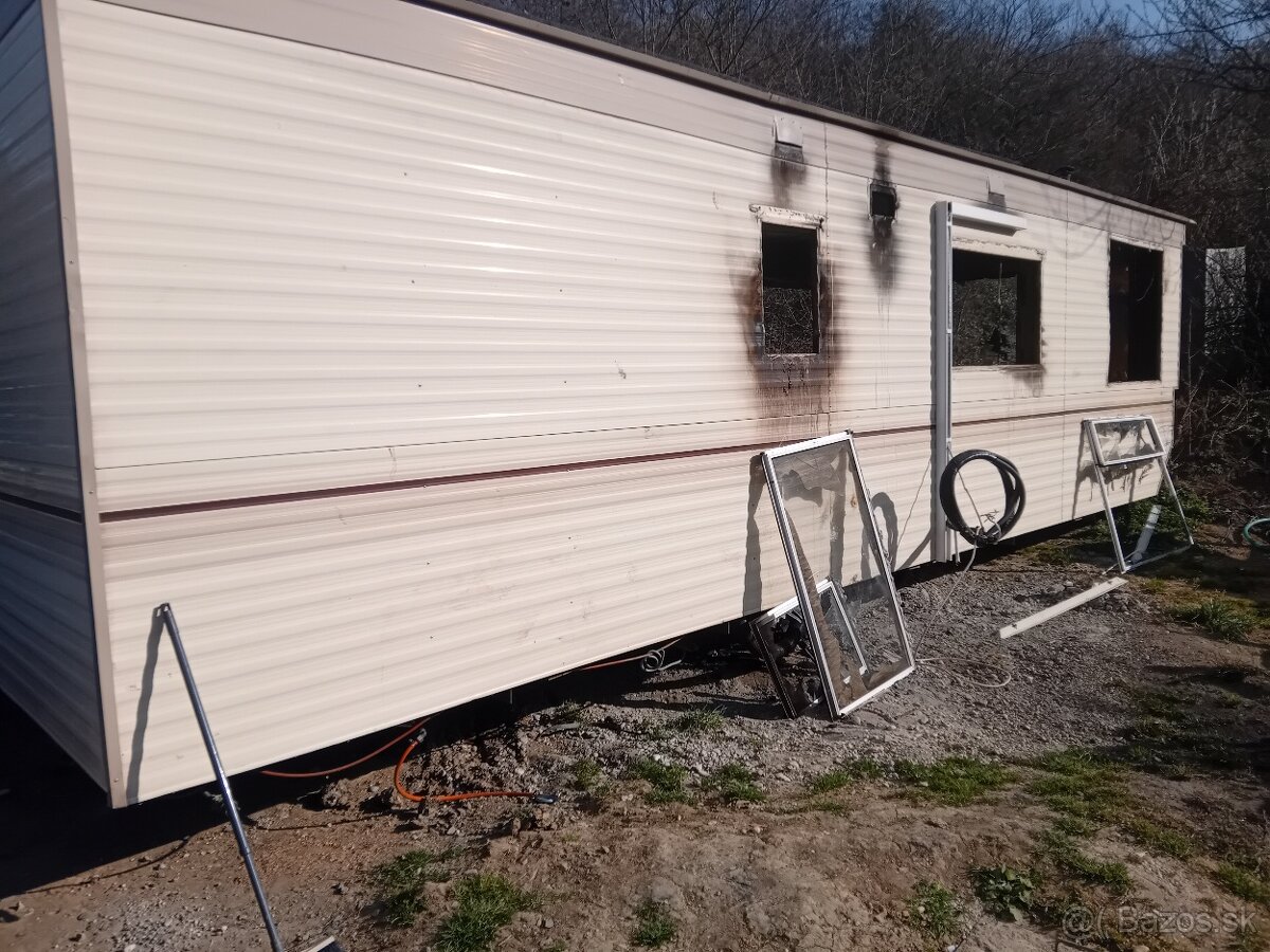 Predám mobilný dom 8x3m - 4