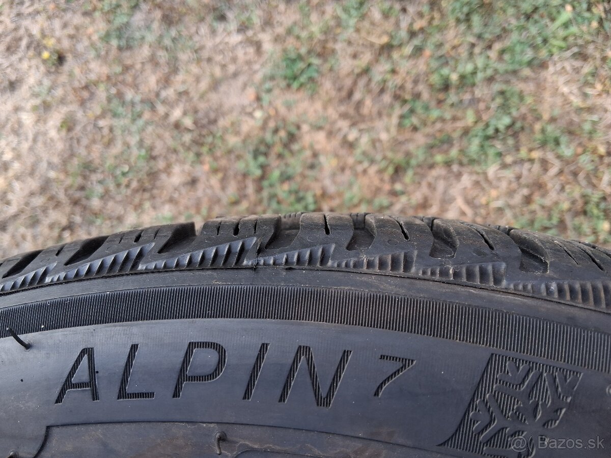 235/45 r19 zimne pneumatiky - 4