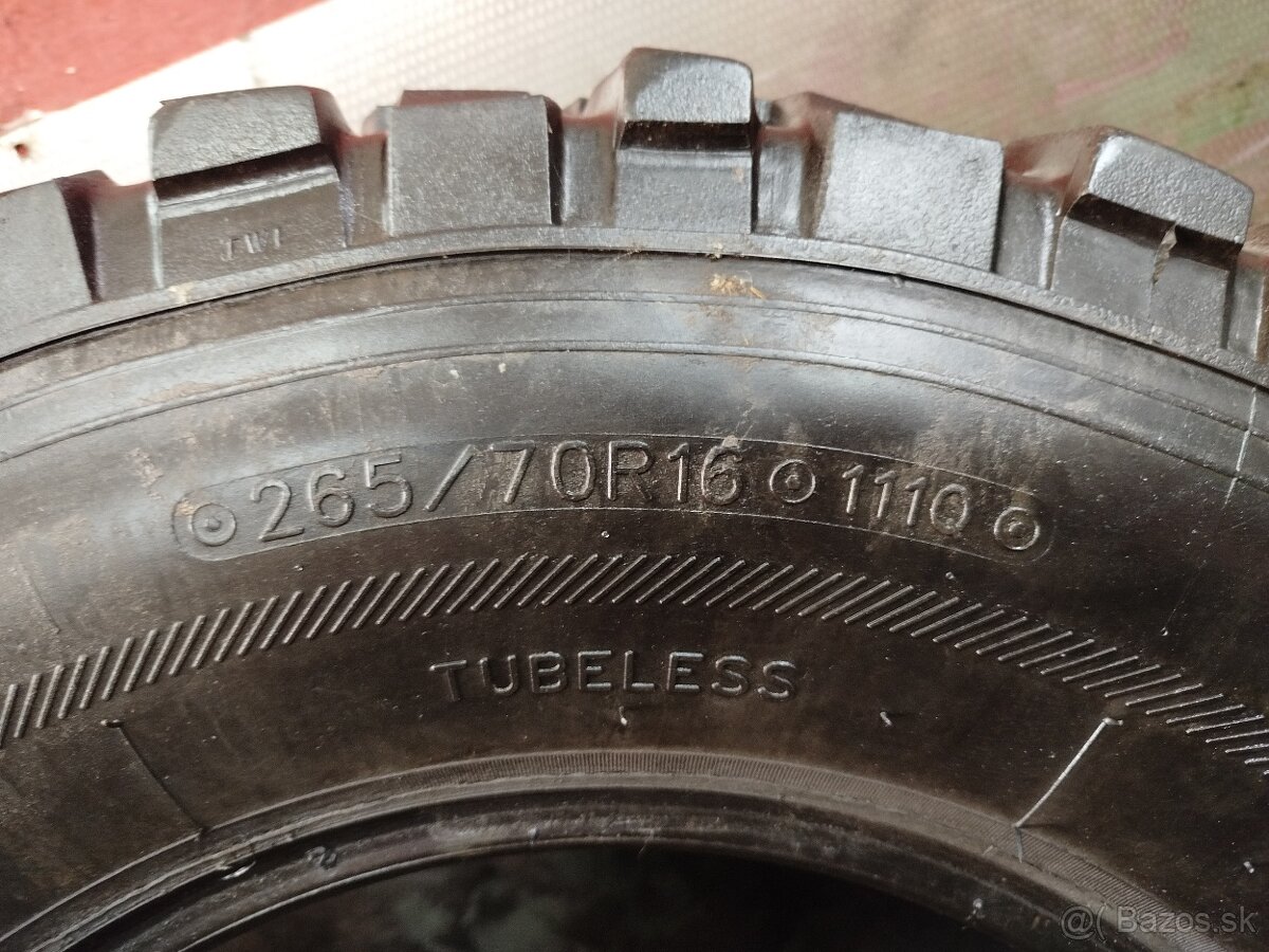 Predám offroad rezervu 265/70 R16 12.4mm