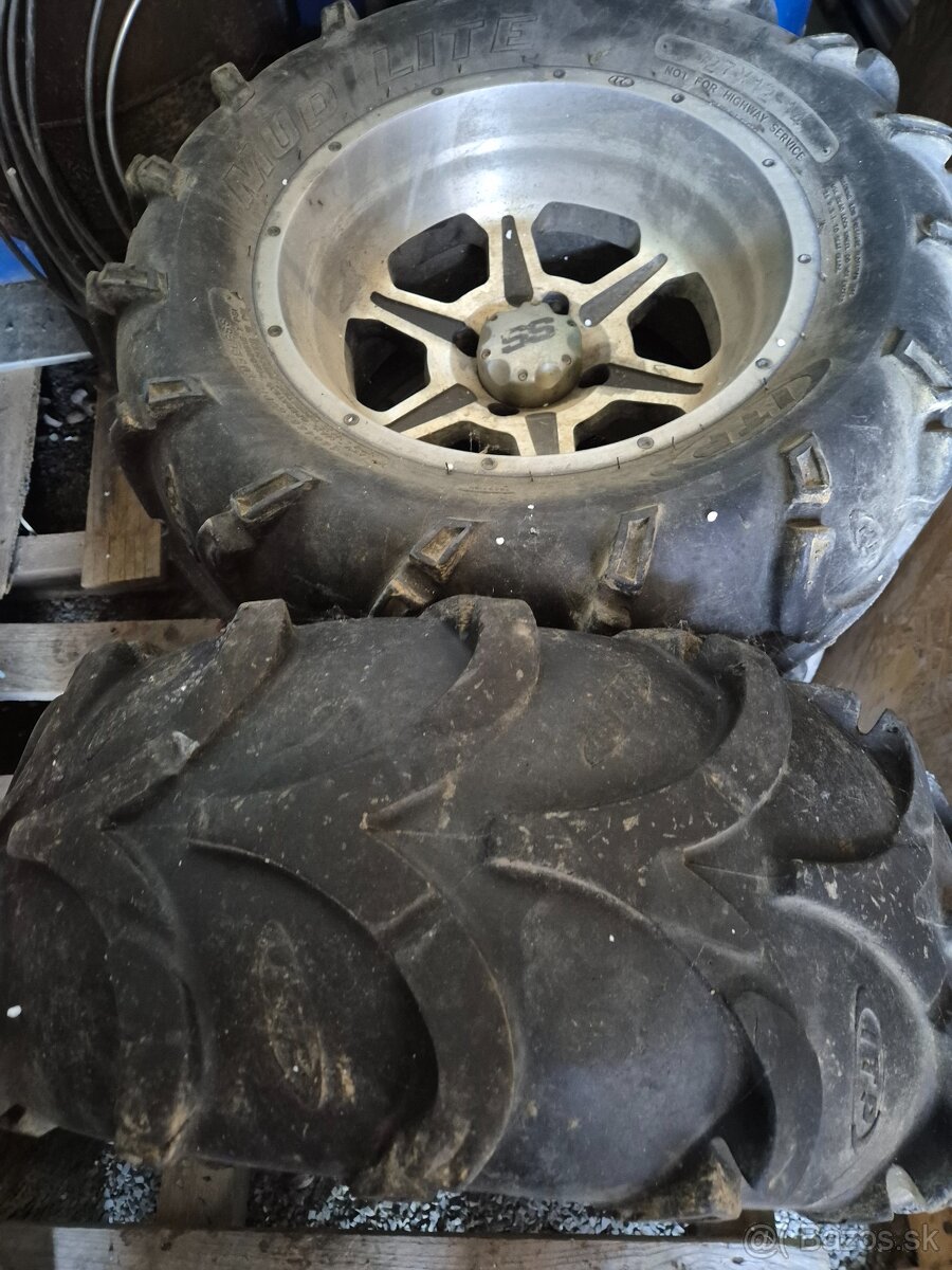 Predám hlinikové disky + pneu - 4