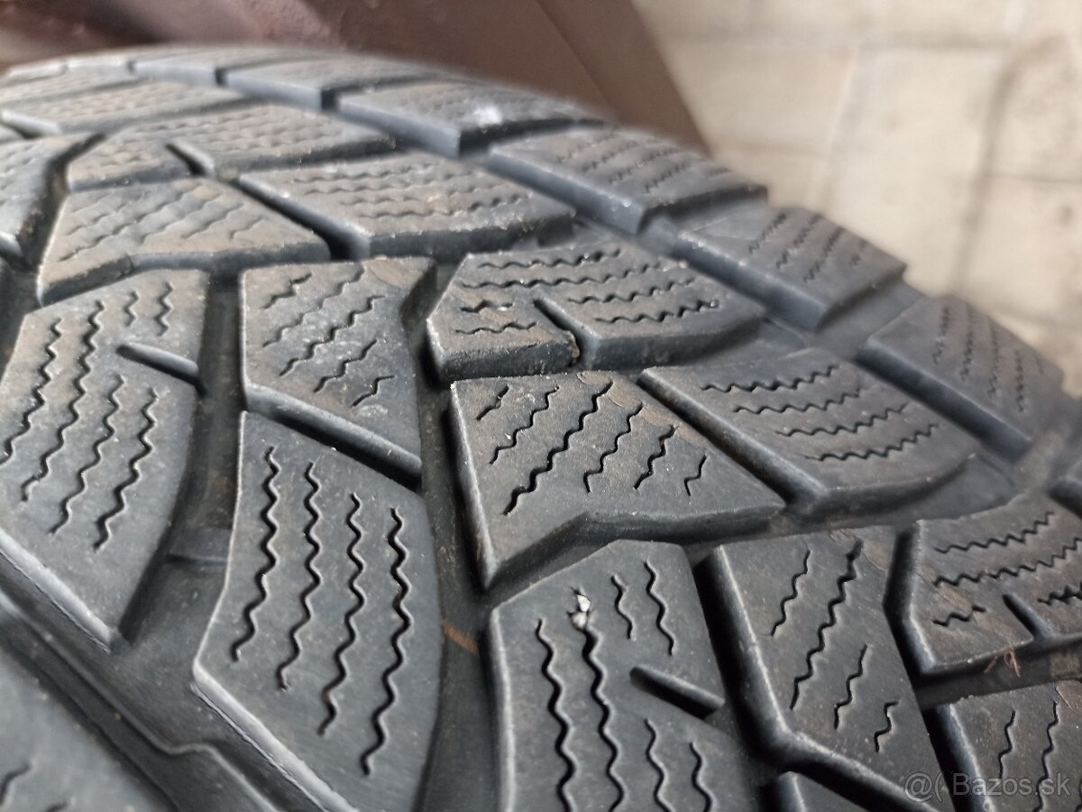 Zimné pneu Dunlop 215 60 R16 - 4