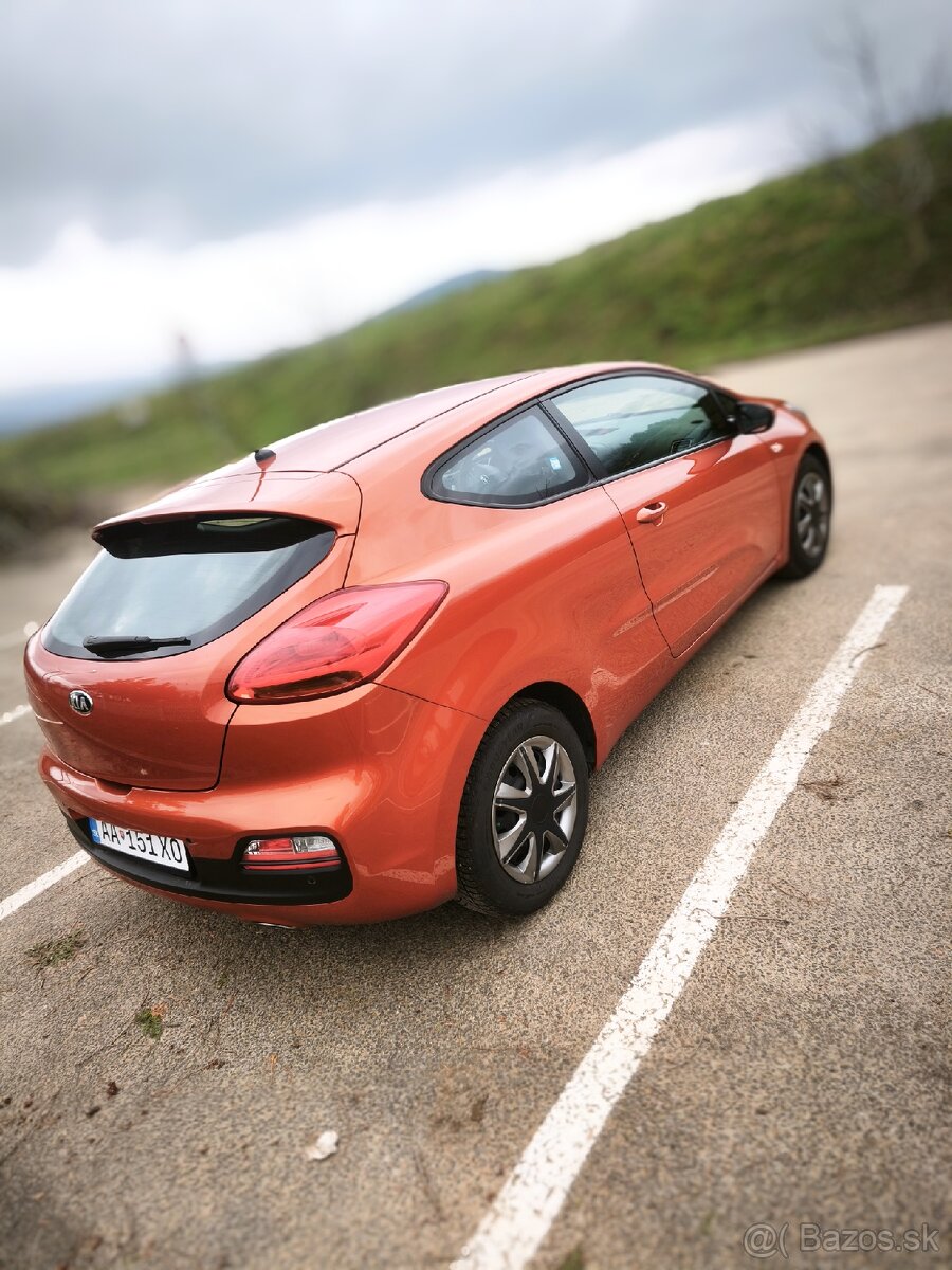 Kia pro ceed 1,4 benzín - 4