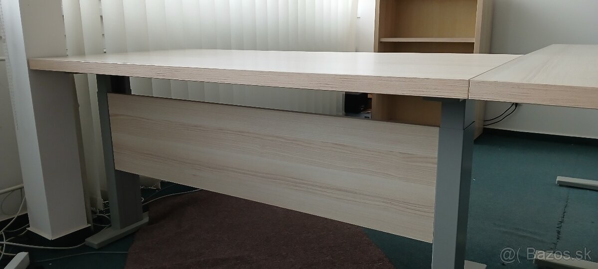 Predám kancelársku zostavu - 4
