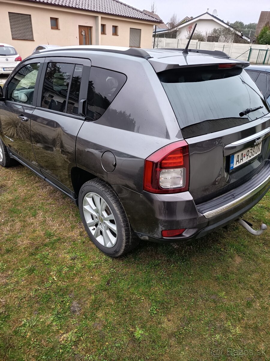 Jeep Compass - 4
