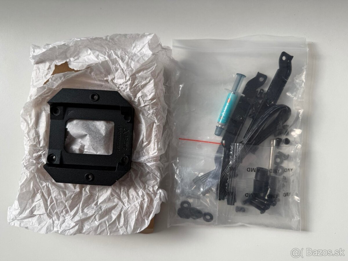 ARCTIC Liquid Freezer III Pro 360 čierna - 4