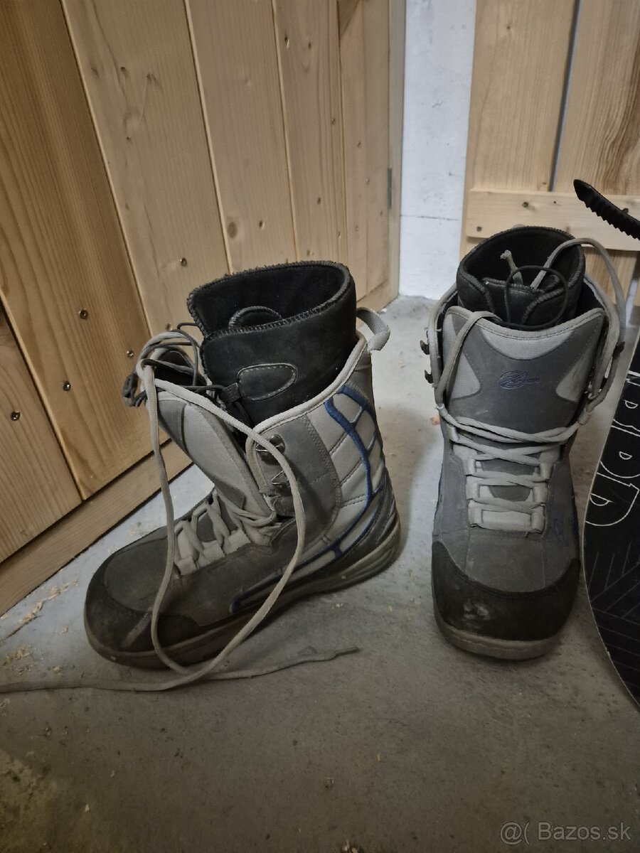 Snowboard + topanky - 4