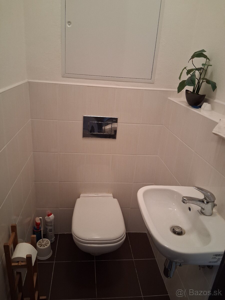 Na prenájom 2-izb.byt - 4