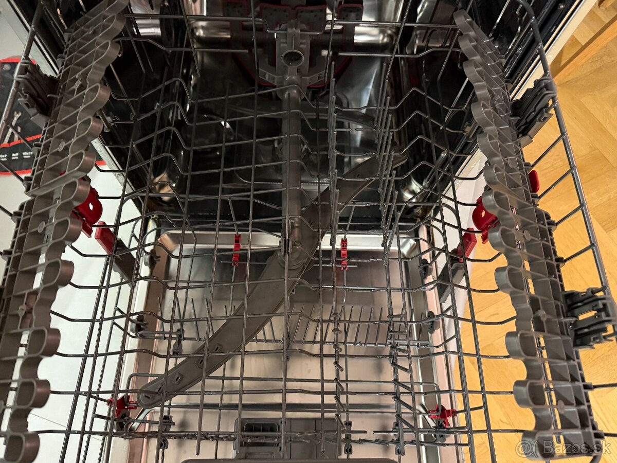 Umývačka Whirlpool Powerclean - 4