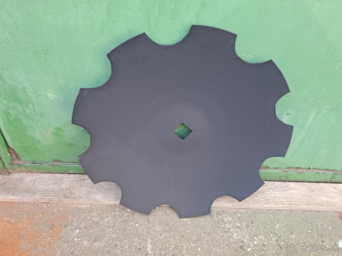 Predam vodnu pumpu Zetor UNC UN locust - 4