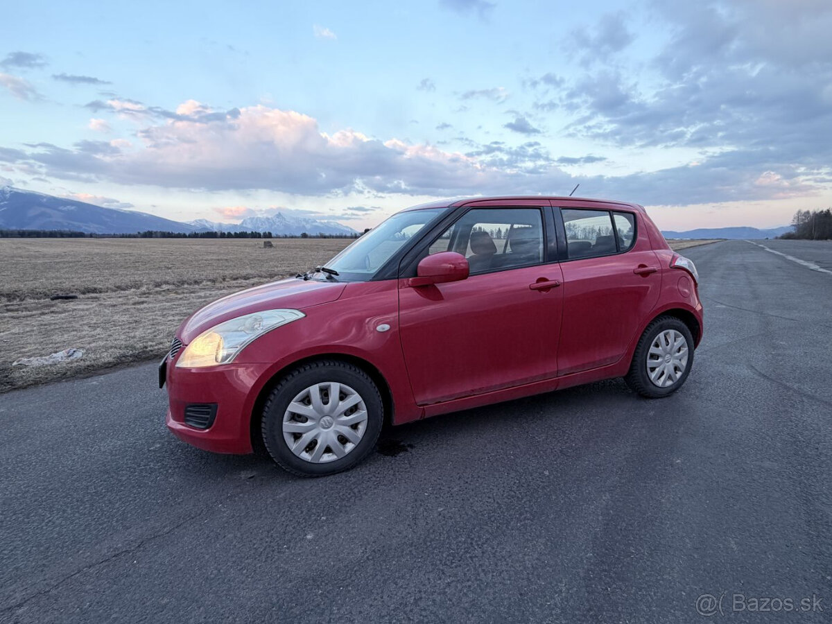 Suzuki Swift 1.2 69 kW - 4