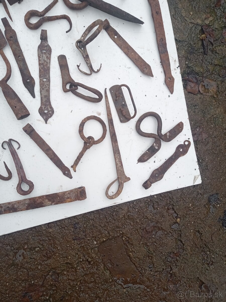 Staré kované výrobky veci - 4